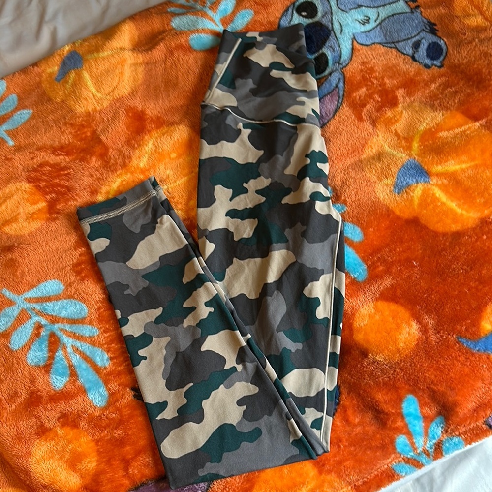 Woman Camouflage Leggings